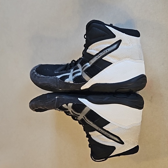 Asics wrestling shoes - Picture 13 of 16